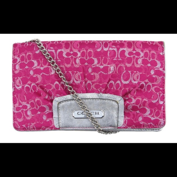 🪴EUC Coach WOC Flap bag🪴 - Picture 1 of 9